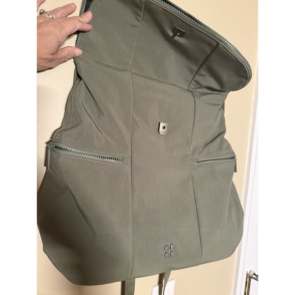 SWEATY BETTY Everyday Backpack Womens Green Shoulder Straps Laptop Travel Yoga